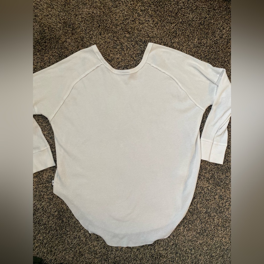 Aritzia Tna alder thermal long sleeve - Picture 3 of 4